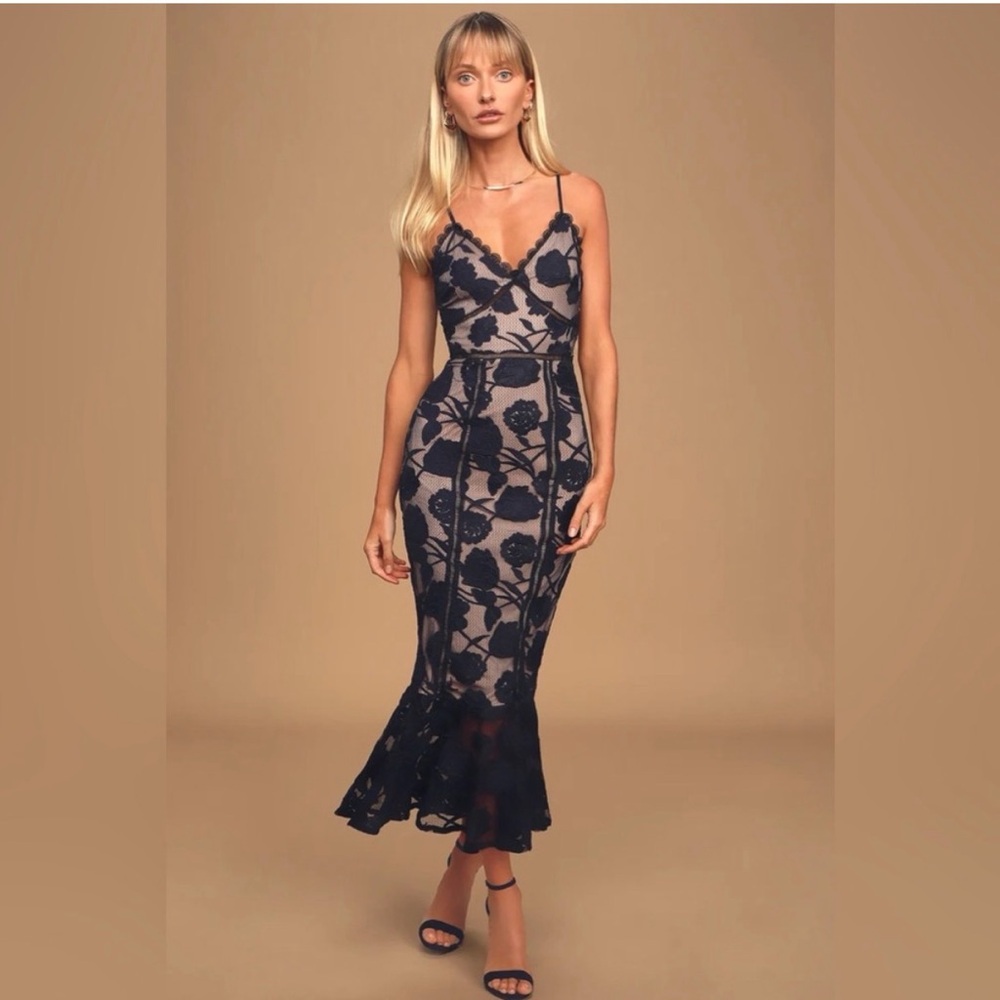 Lulu's Blue Floral Lace Midi Dress